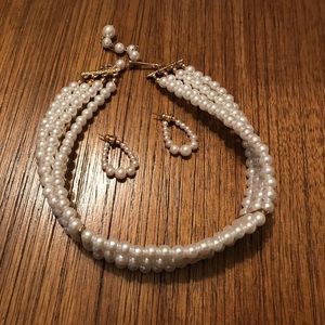 Pearl & Gold Choker with matching Earrings